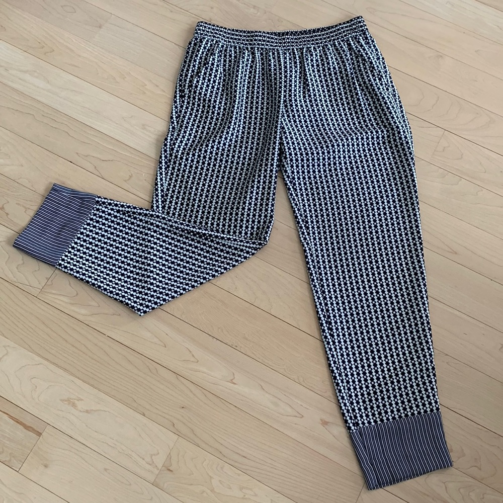 NWT Ann Taylor geometric patterned silky polyester pants. Black/White/Navy.